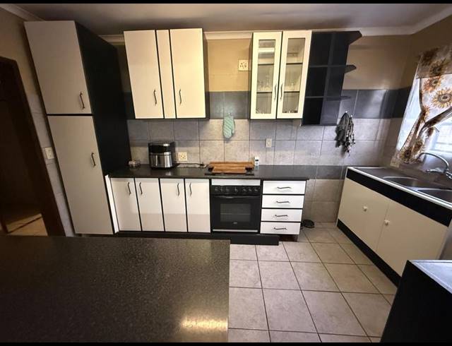 3 BEDROOM HOUSE FOR SALE IN THE REEDS